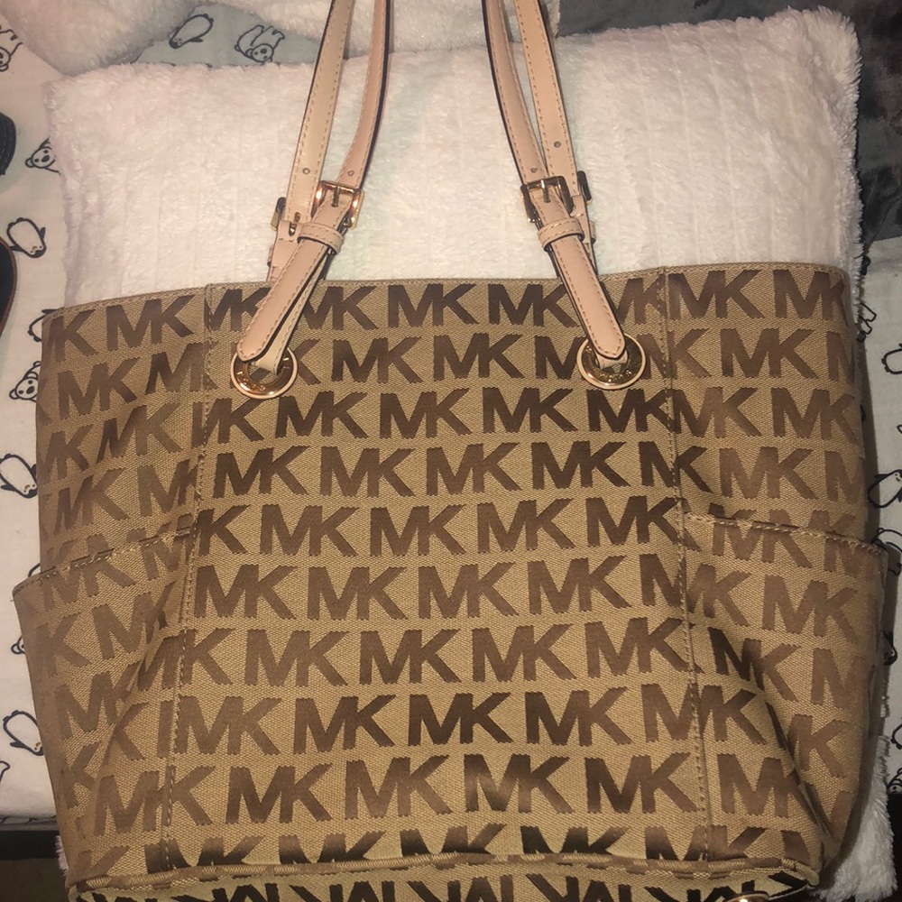 MICHAEL KORS x SHOULDER BAG